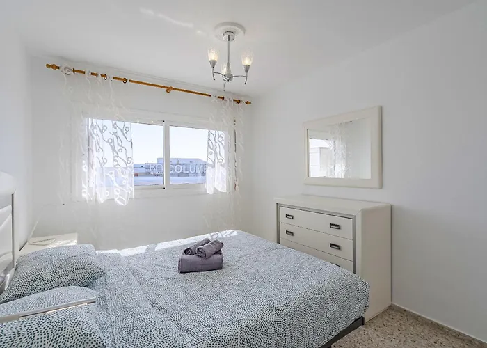 Incredible View Tajinastes 1a082 *